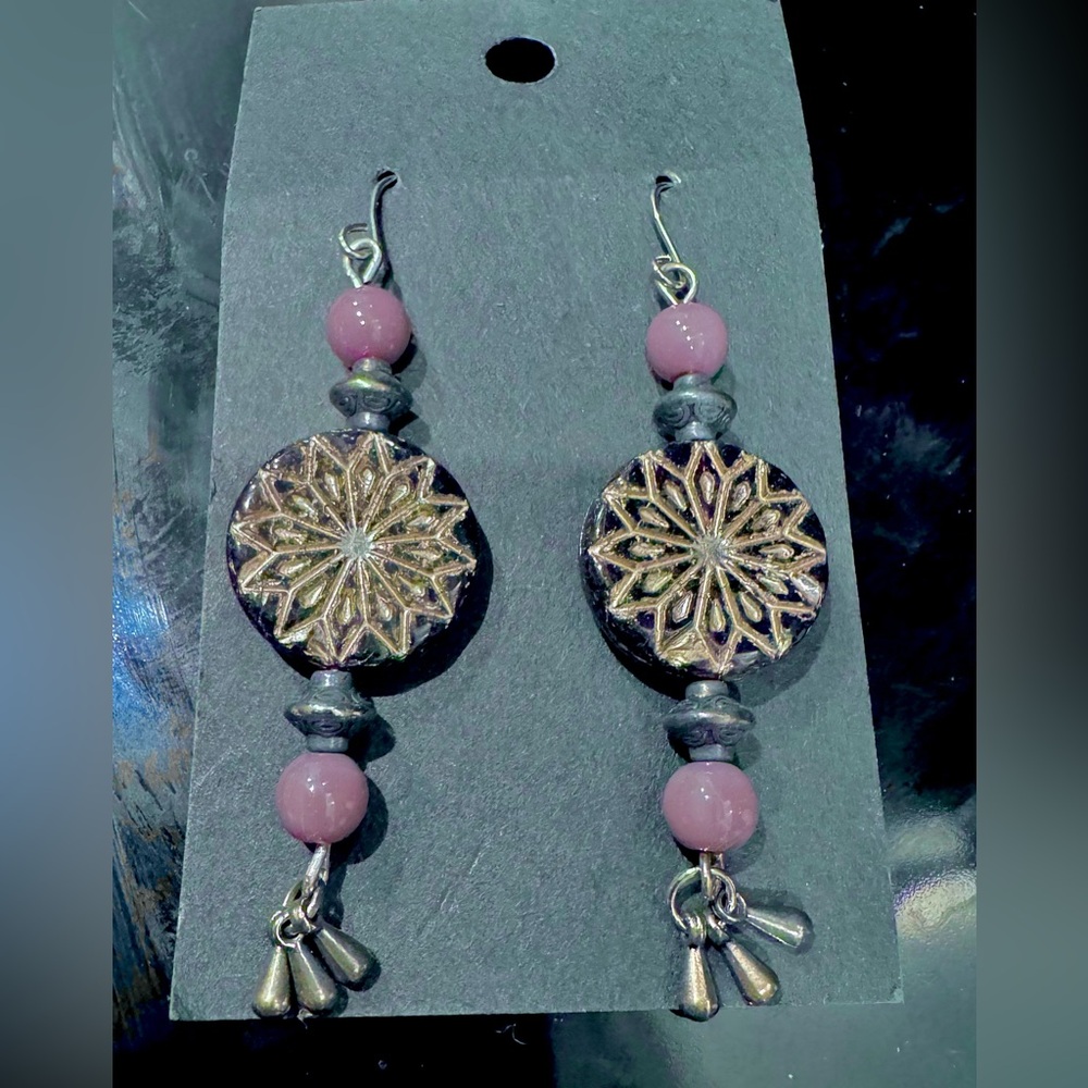 Handmade dangle earrings - Picture 5 of 5